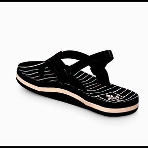 REEF Little Ahi Toddler Girls' Flip Flop Sandals